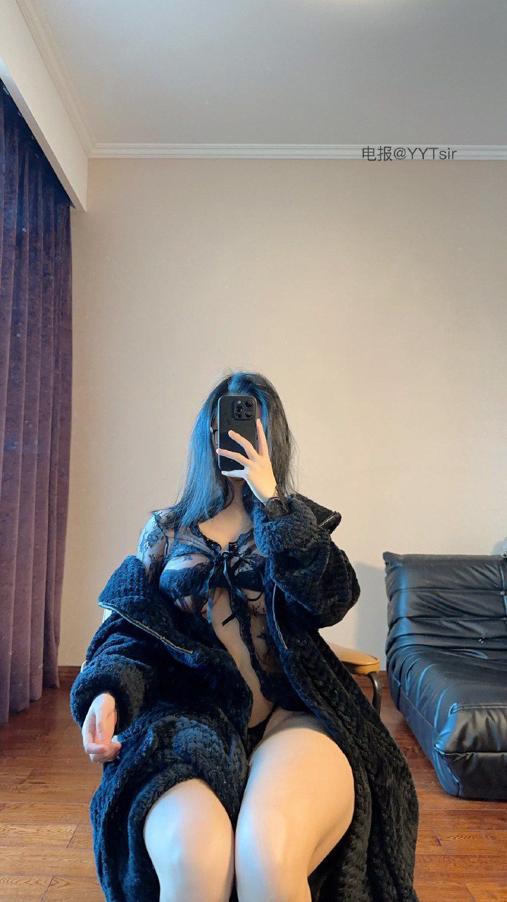 俏妞qiaoniuTT 2025-01-14 16:06:52 谁还没有我的绿泡泡😊 第5张