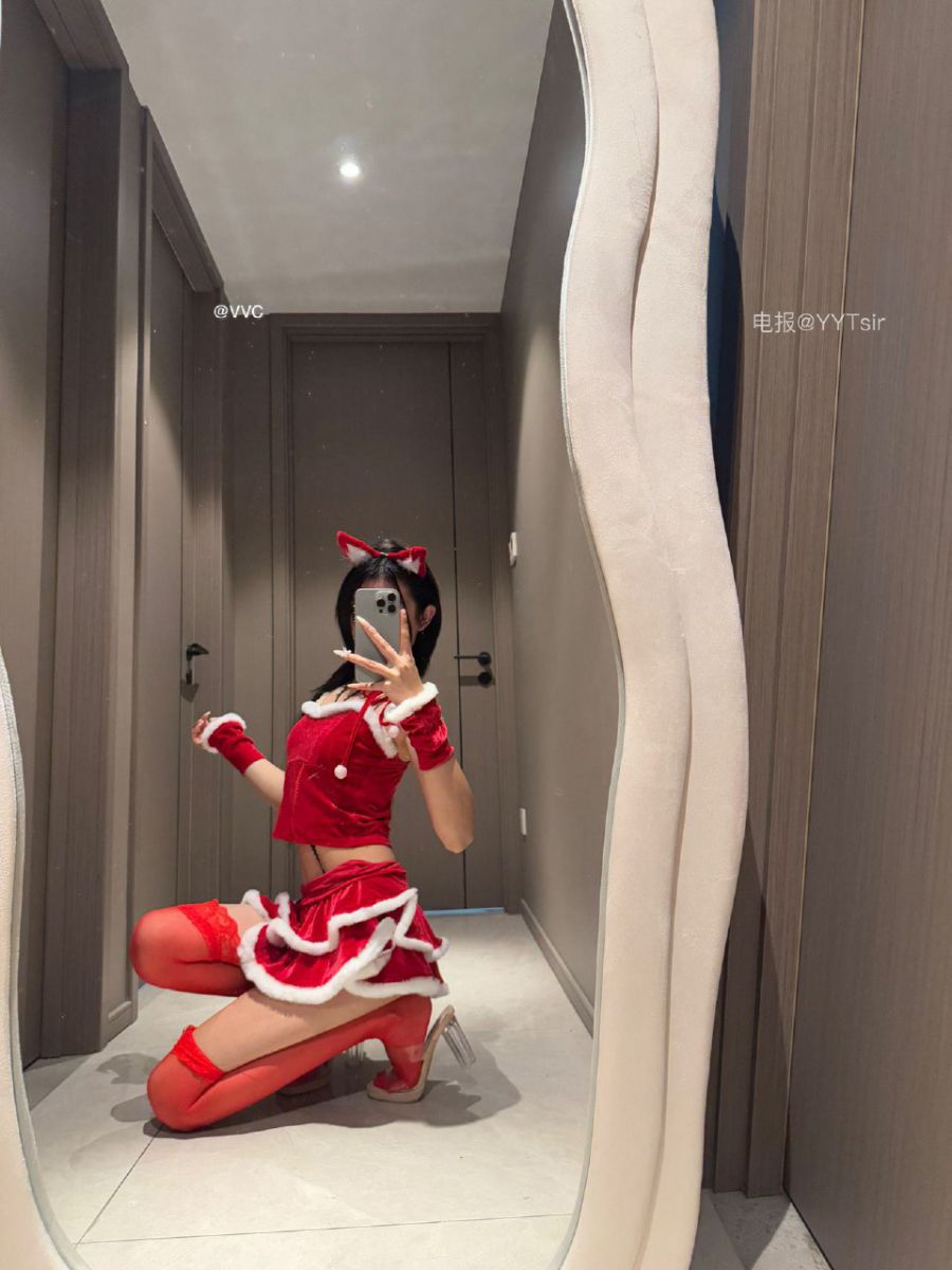 权vvv 2025-01-29 17:03:49 过年🧨快乐2025岁~ 权v呀 第1张