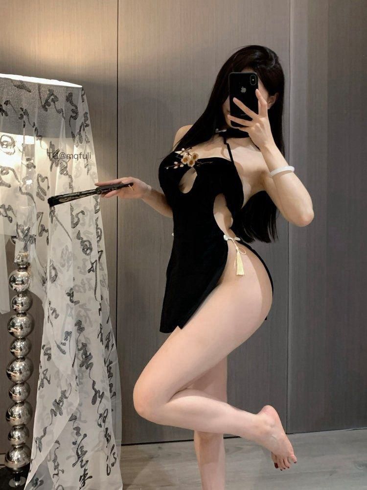 大娜娜的私密花园 2025-02-03 04:17:29 深夜大胆的展示下 大娜娜 第2张