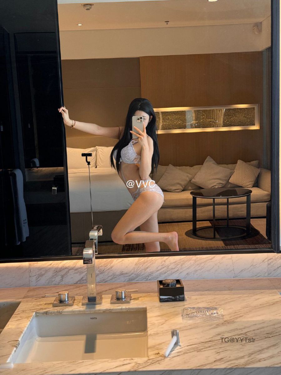 权vvv 2025-02-14 11:10:58 蕾丝 身材真的绝绝子 权v呀 第3张