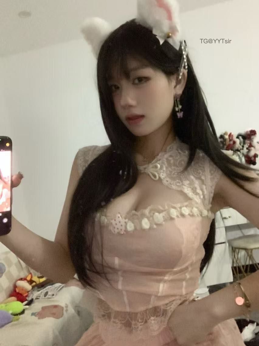 什么思思后花园 2025-02-06 17:57:07 说话不中听，掐着脖子亲 什么思思 第2张