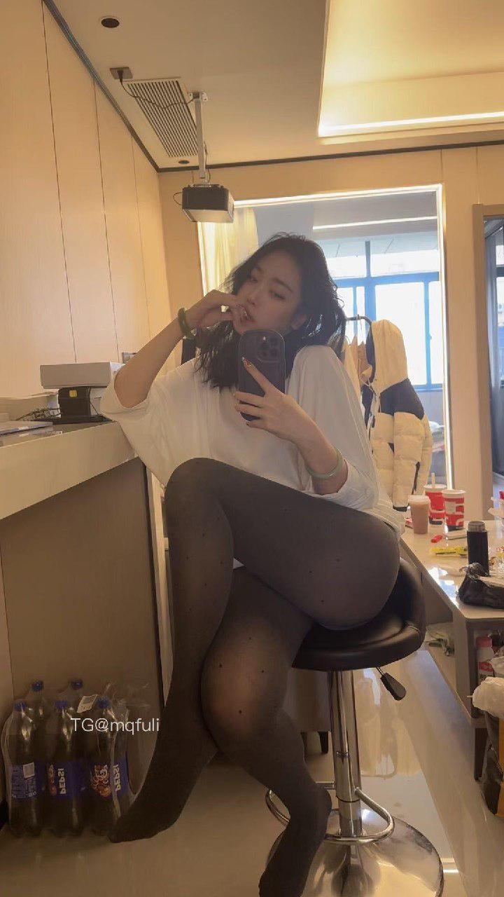 小欠很猛秘密基地 2025-02-27 16:57:58 有想看的风格可以评论哦 第9张