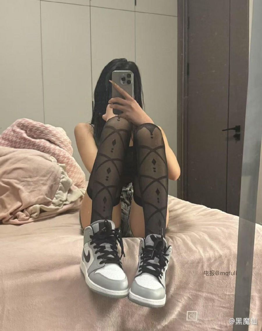 黑魔仙 2025-03-06 12:56:56 有没有一种可能我就是发给你看的 第5张