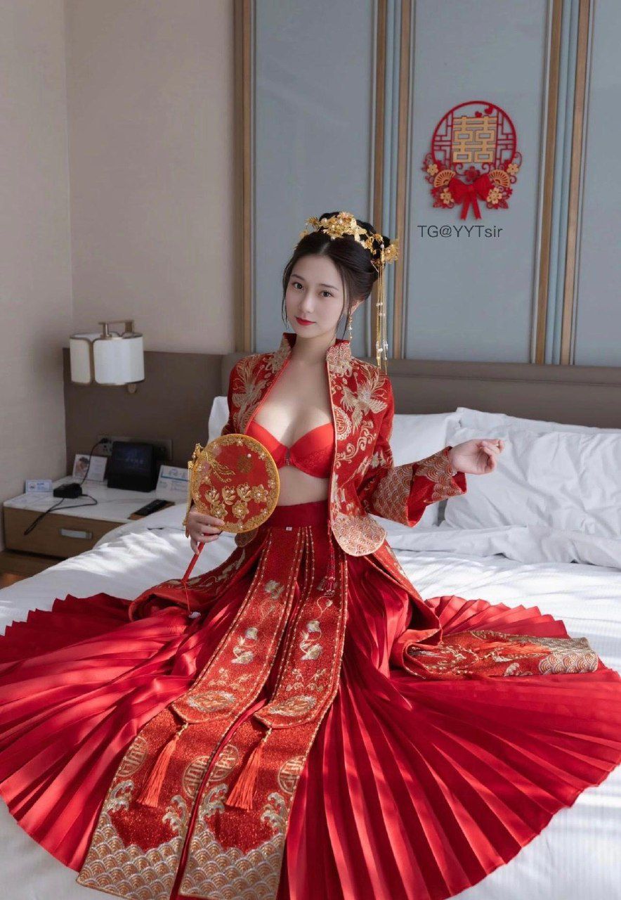 杨桃长大了 2025-03-24 00:01:37 今天是最美的新娘👰🏻♀️ 杨桃长大了yy 第1张