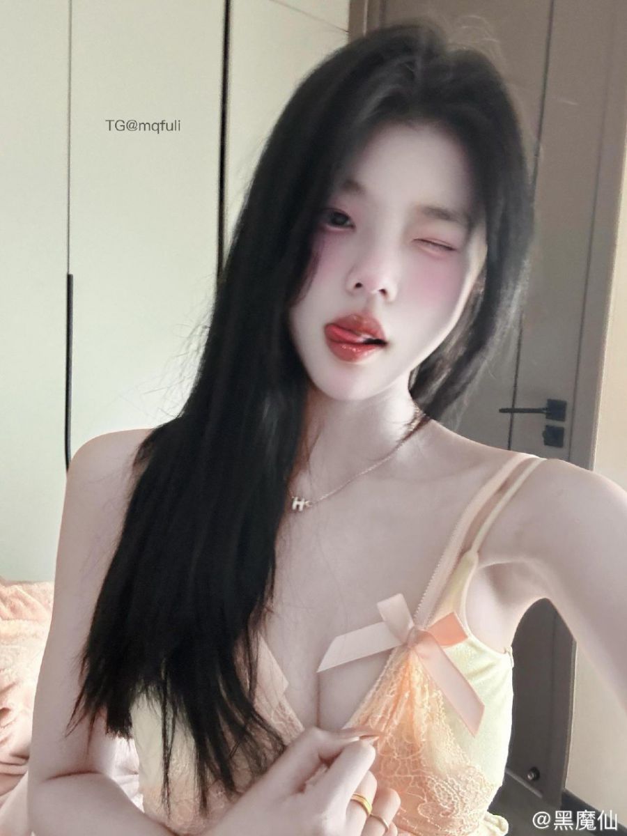 黑魔仙 2025-03-23 20:56:56 VIP专享帖 超级反差来啦 第5张