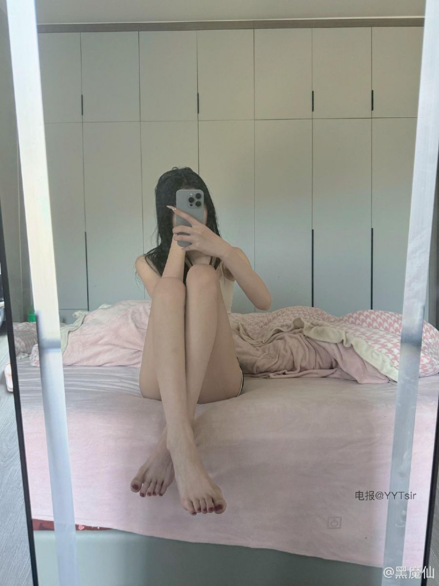 黑魔仙 2025-03-23 20:56:56 VIP专享帖 超级反差来啦 第1张