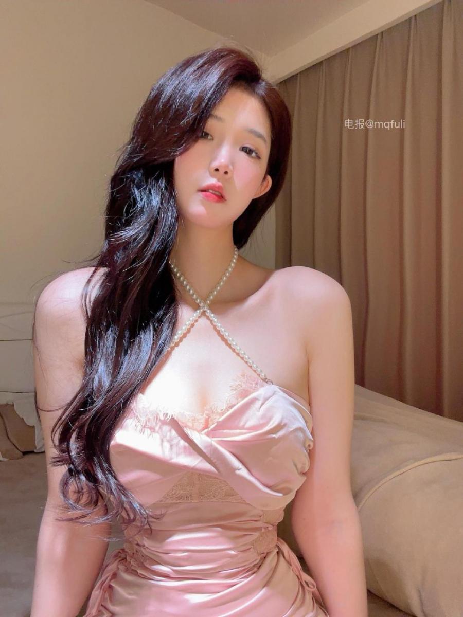 小霞佩奇 2025-03-27 10:21:34 今天有点性感 第6张