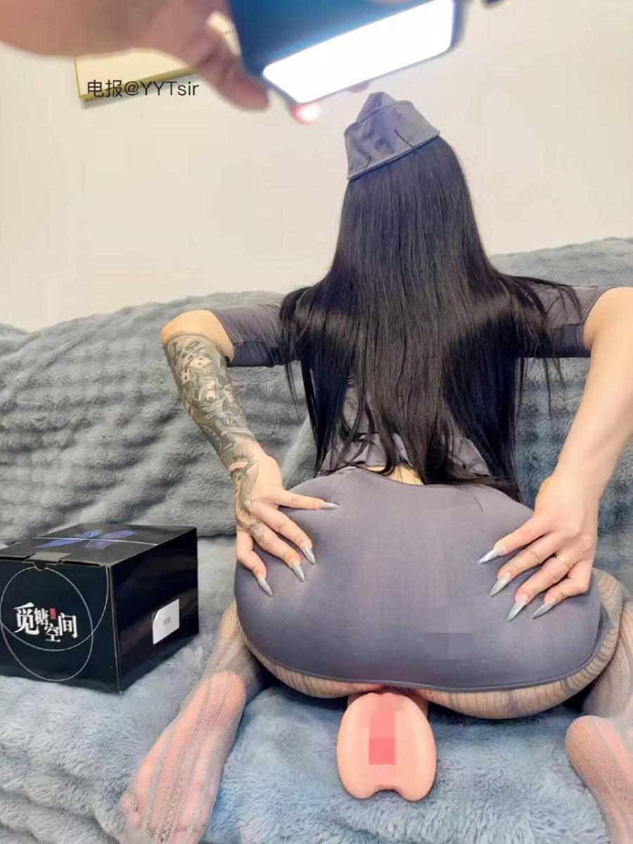 妮娜姐姐 2025-04-13 16:15:54 嘉宾贴自拍系列大M腿直接🤤 第12张
