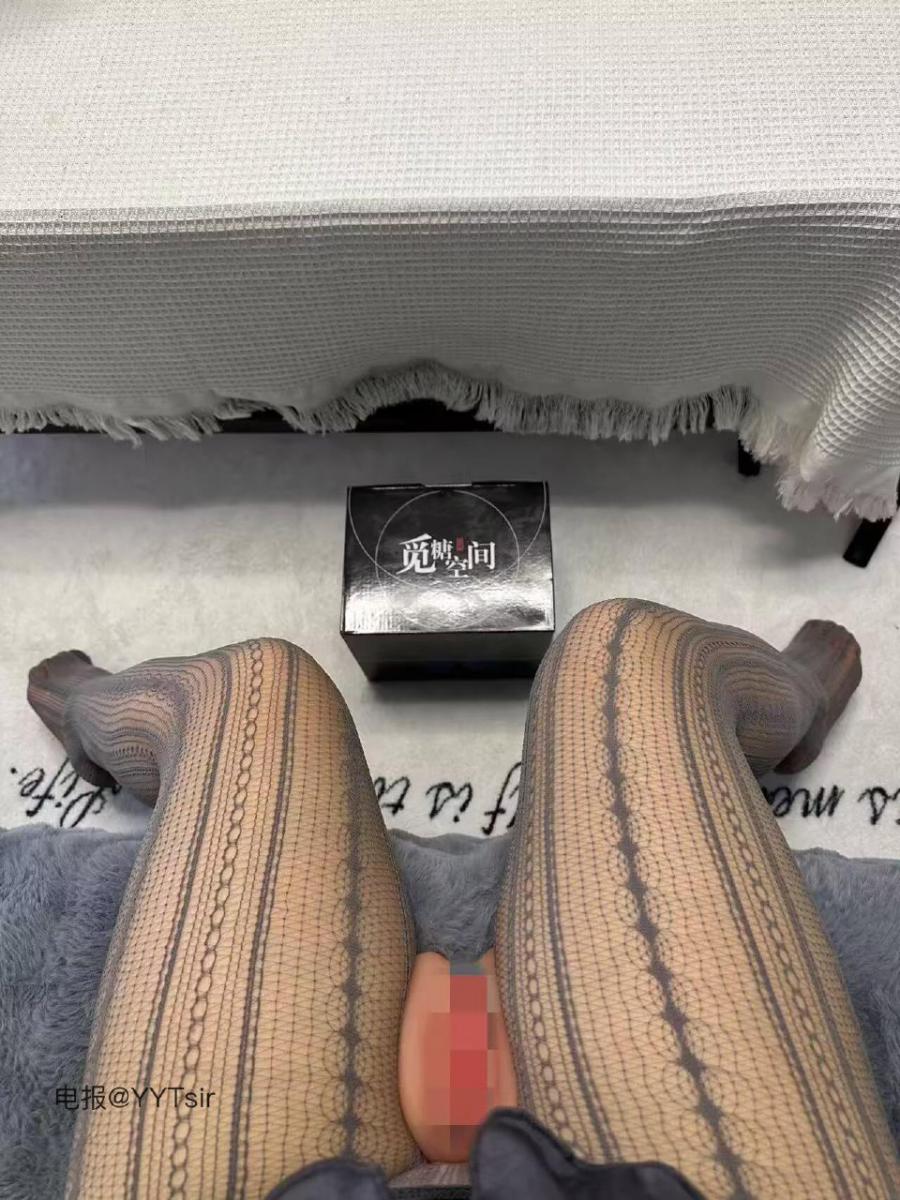 妮娜姐姐 2025-04-13 16:15:54 嘉宾贴自拍系列大M腿直接🤤 第1张