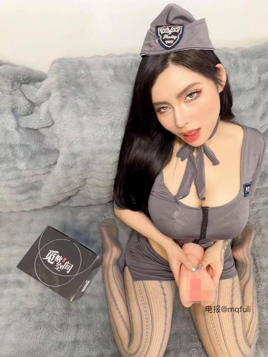 妮娜姐姐 2025-04-13 16:15:54 嘉宾贴自拍系列大M腿直接🤤 第13张