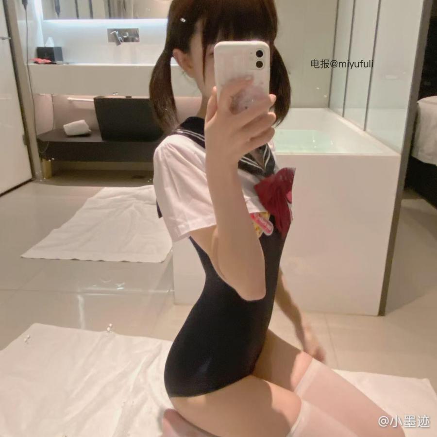 小墨迹呀 2025-04-15 20:05:05 在浴缸里自己😍😍 第1张