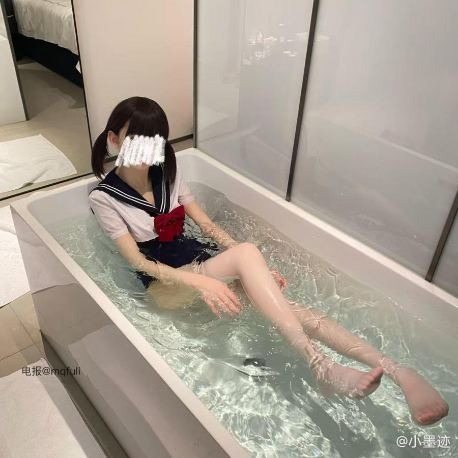 小墨迹呀 2025-04-15 20:05:05 在浴缸里自己😍😍 第6张