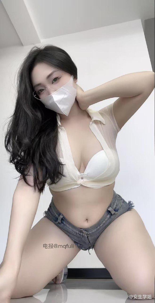 安生学姐的朋友圈 2025-05-01 22:56:56 Vip专享帖 真是勾魂摄魄的一组