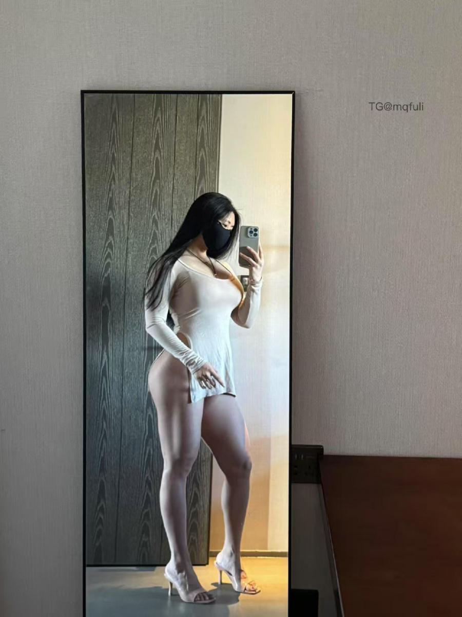 辣妹不练腿 2025-05-05 00:00:00 福 利贴来啦🎁Q弹软嫩特别好看😍看到流口水 第15张