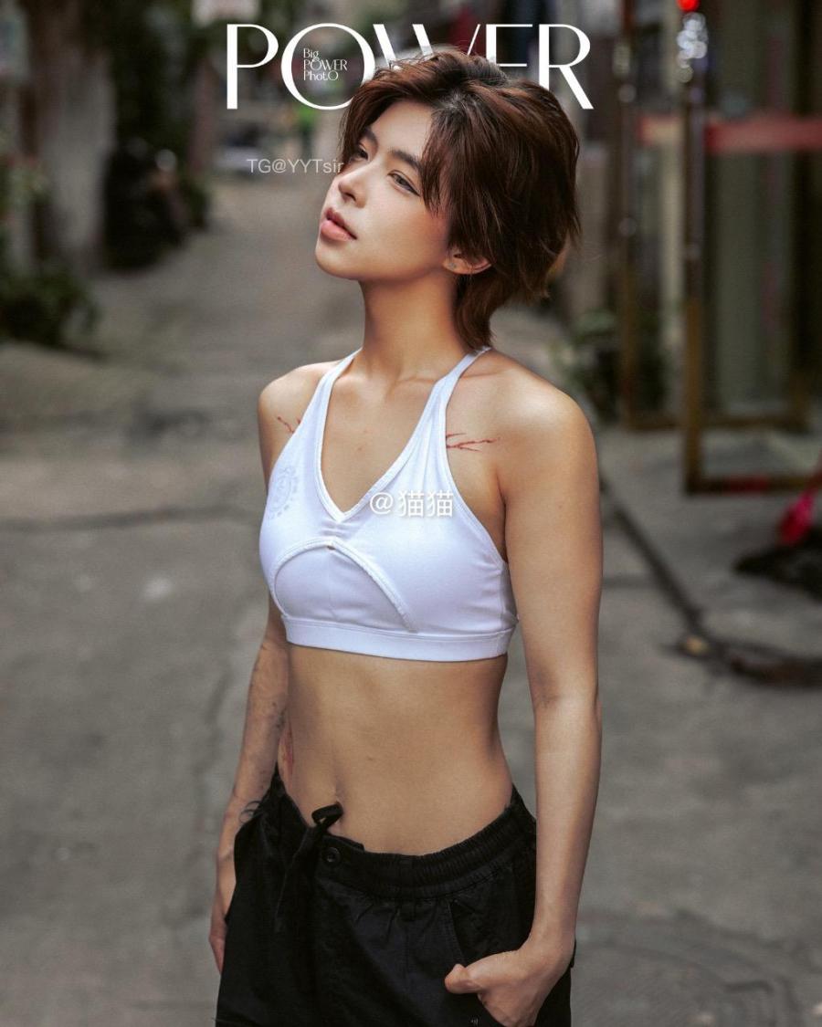 大猫女孩 2025-05-08 00:36:11 都说老师像ts 😃 短发那只猫 第8张