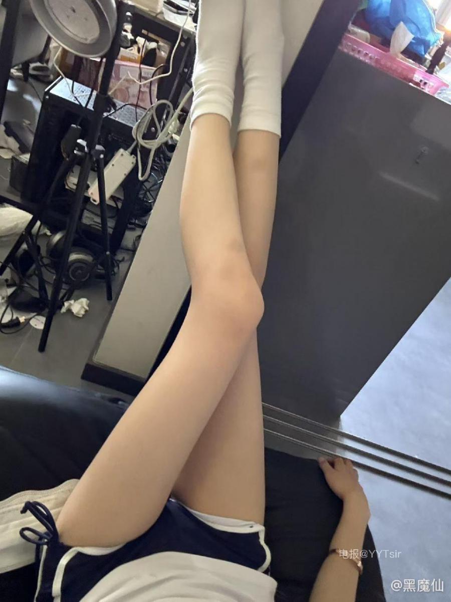黑魔仙 2025-05-10 17:28:00 原谅我 我只是很爱拍摄的宝宝 第3张