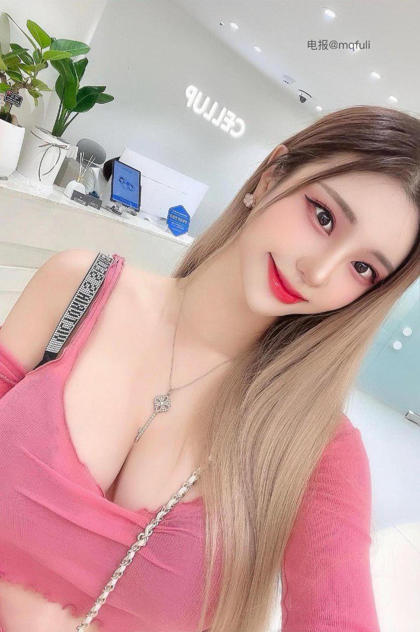 莫妮卡Fiona 2025-05-12 08:03:37 又飒酷😎#可爱萌#长发公主# 第2张