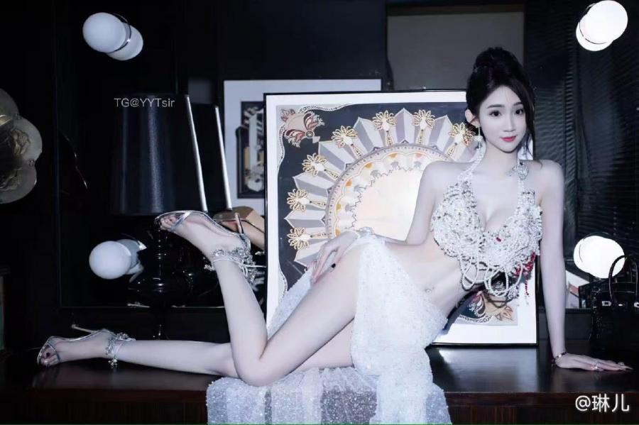 琳儿的秘密花园 2025-05-11 22:56:57 Vip专享贴 这种美丽的样子难免有哥哥心动💓 第9张