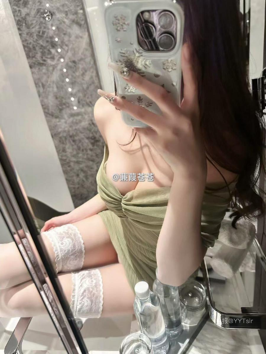 小起本雾 2025-05-14 20:11:54 这个角度脑公满意嘛……🥵🥵 第8张