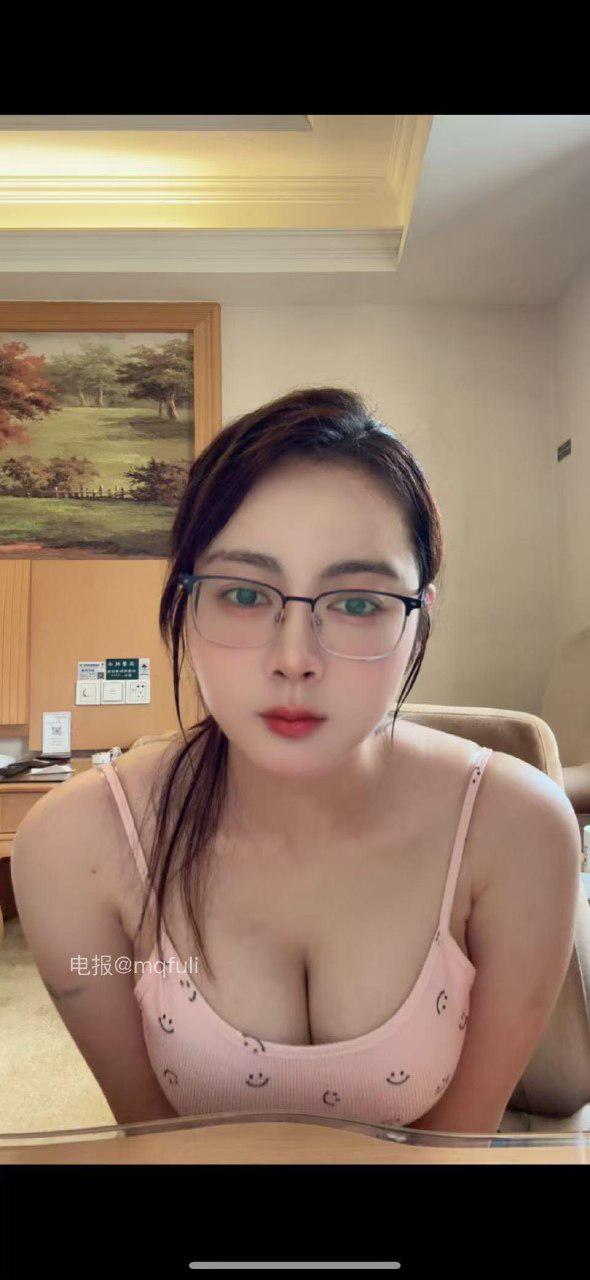 米籽圈子 2025-05-16 16:00:50 VIP月卡❤️你们喜欢的照片 第5张