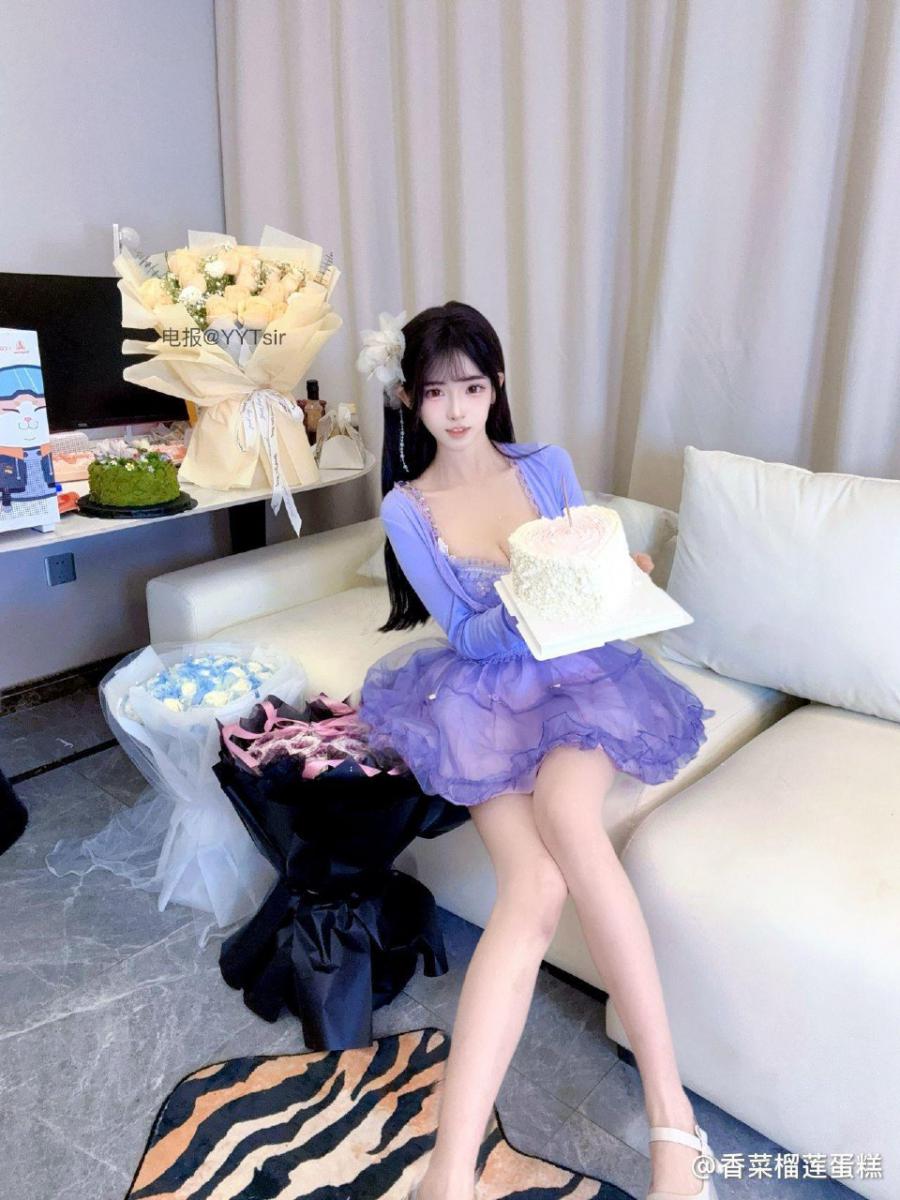 卿风的秘密 2025-05-16 13:10:24 喜欢紫色蛋糕宝宝嘛😚 卿风 第1张