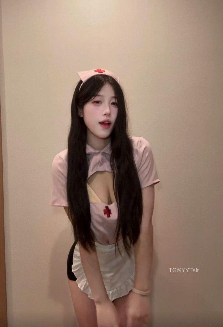 静静爱吃糖呀 2025-05-16 09:45:40 你其实不是喜欢星座 是我吧