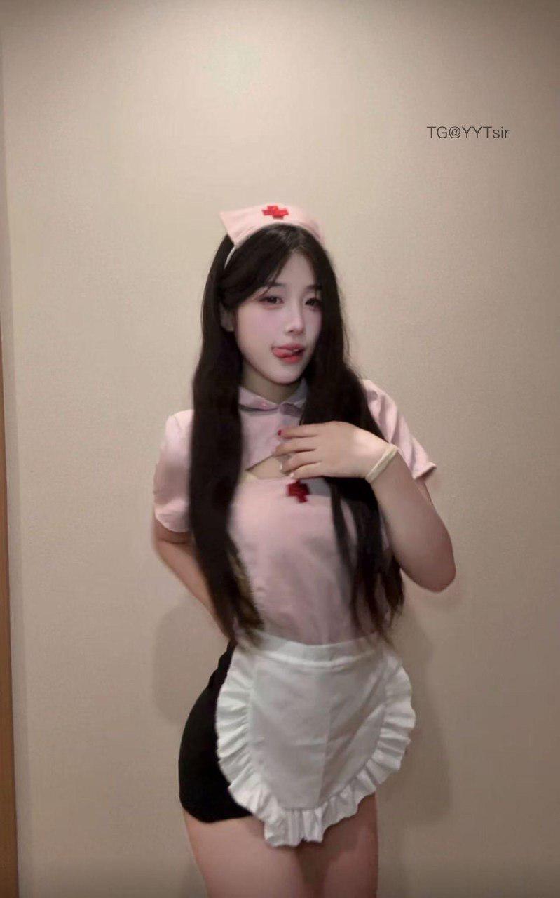 静静爱吃糖呀 2025-05-16 09:45:40 你其实不是喜欢星座 是我吧