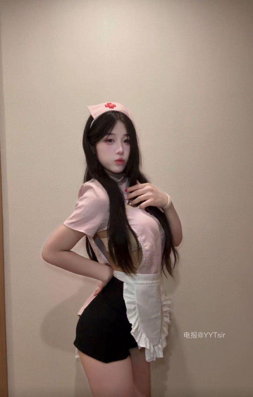 静静爱吃糖呀 2025-05-16 09:45:40 你其实不是喜欢星座 是我吧