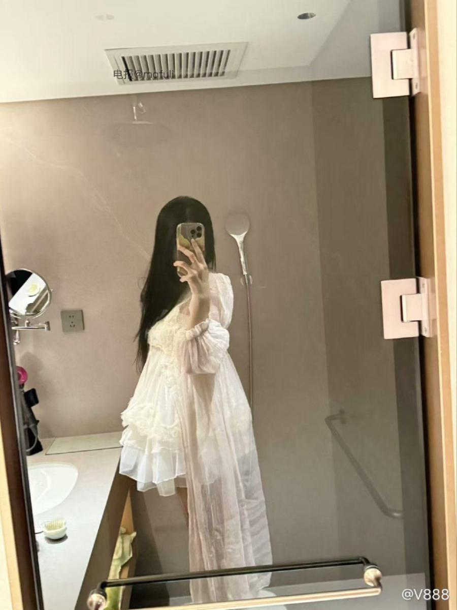 V888的秘密基地 2025-05-17 19:28:58 喜欢吗 拿下我 就是你的😜 第1张