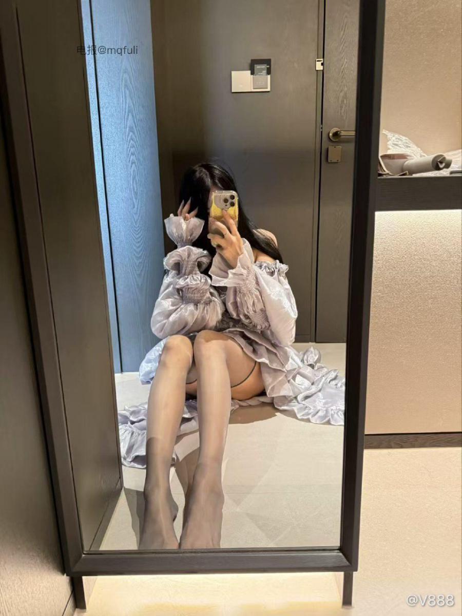V888的秘密基地 2025-05-17 19:28:58 喜欢吗 拿下我 就是你的😜 第5张