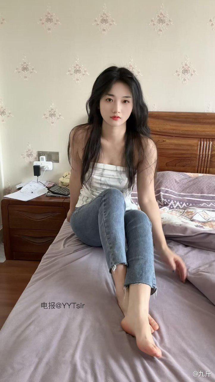 今天是九斤明哥 2025-05-21 18:00:00 能叫你老公吗 我看你老婆也是这么叫的 九斤明哥 第2张