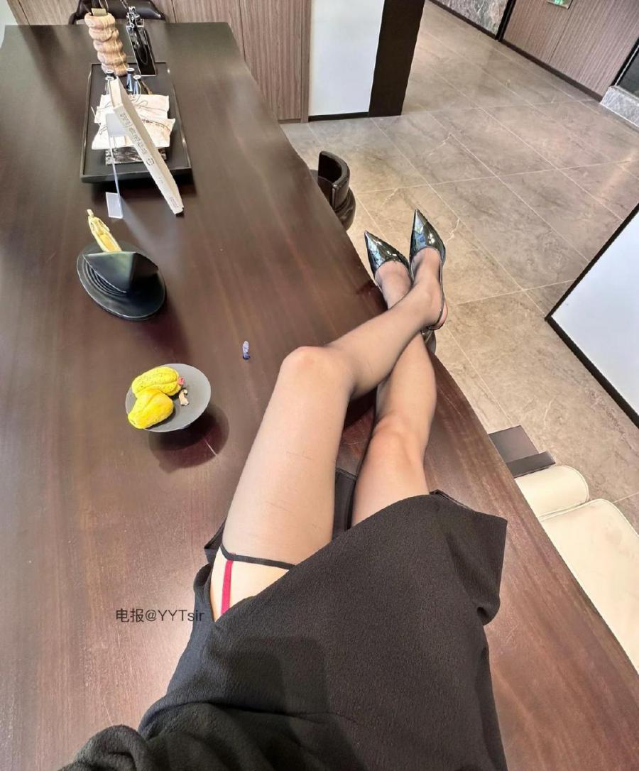 腿腿的秘密花园 2025-05-22 18:46:51 狗在哪 第1张