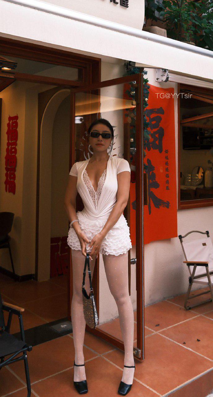 鹿瑶 2025-05-07 09:43:45 日期之前微密圈 资源合集 照片100p 第11张