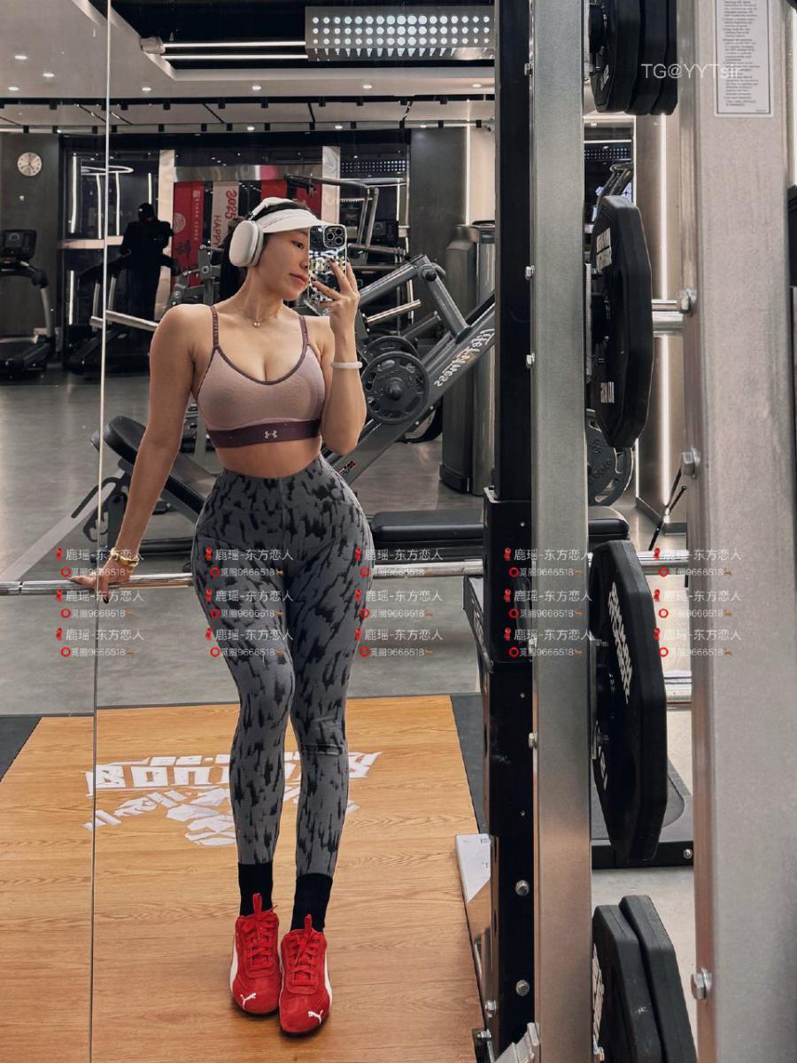 鹿瑶 2025-05-07 09:43:45 日期之前微密圈 资源合集 照片100p 第29张