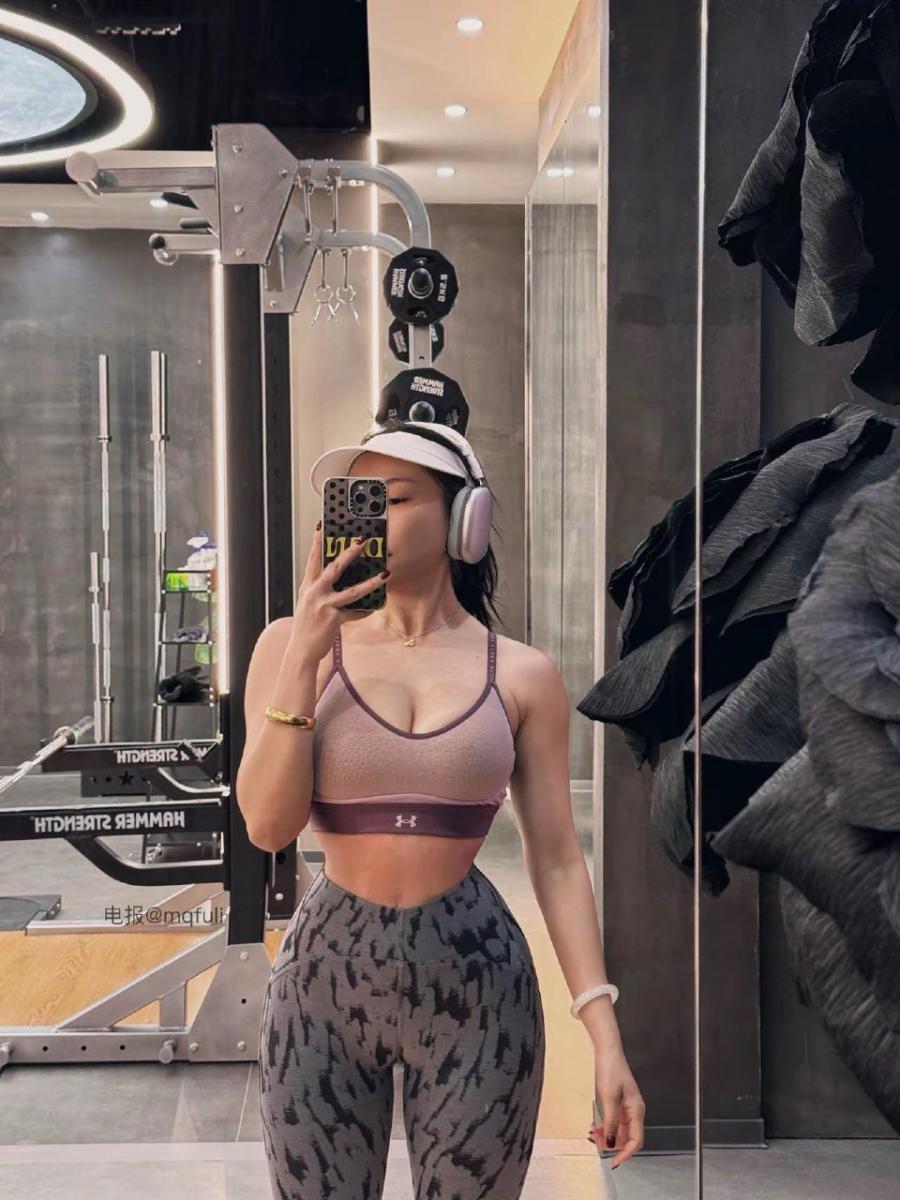 鹿瑶 2025-05-07 09:43:45 日期之前微密圈 资源合集 照片100p 第25张