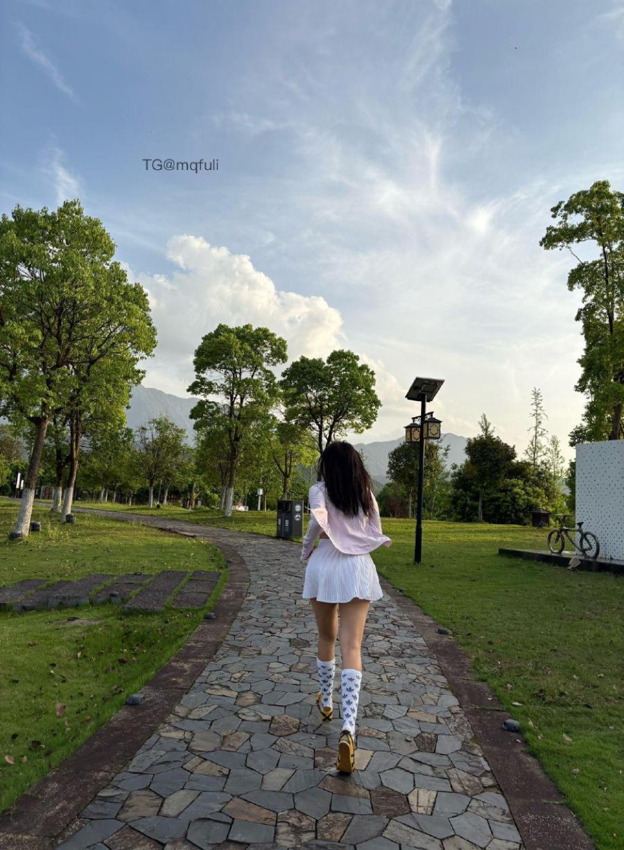 鹿瑶 2025-05-07 09:43:45 日期之前微密圈 资源合集 照片100p 第64张