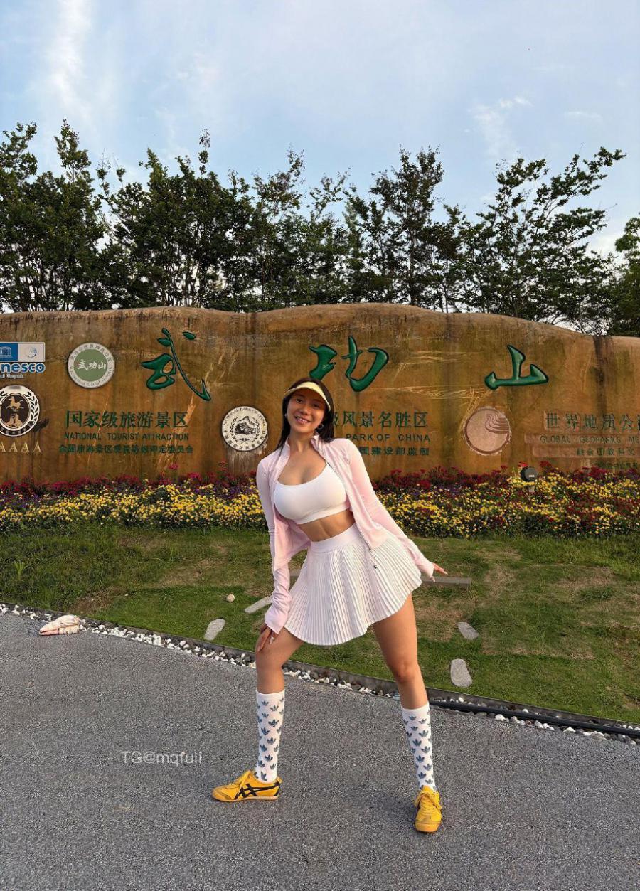 鹿瑶 2025-05-07 09:43:45 日期之前微密圈 资源合集 照片100p 第61张