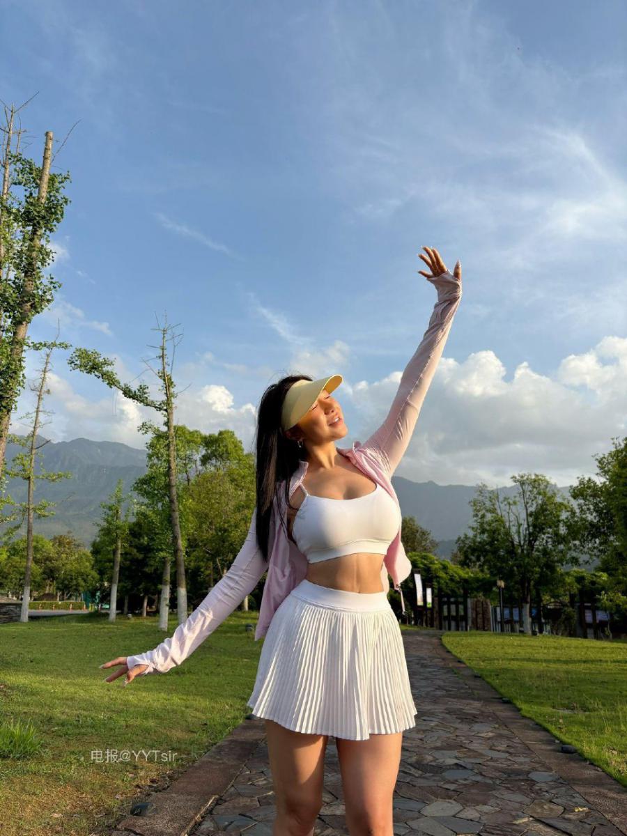 鹿瑶 2025-05-07 09:43:45 日期之前微密圈 资源合集 照片100p 第66张