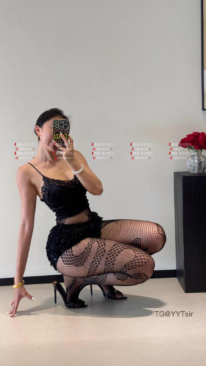 鹿瑶 2025-05-22 15:26:29 日期之前微密圈 资源合集 照片52p 第11张