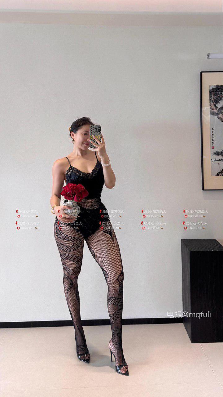 鹿瑶 2025-05-22 15:26:29 日期之前微密圈 资源合集 照片52p 第7张