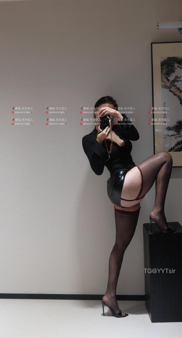 鹿瑶 2025-05-22 15:26:29 日期之前微密圈 资源合集 照片52p 第36张