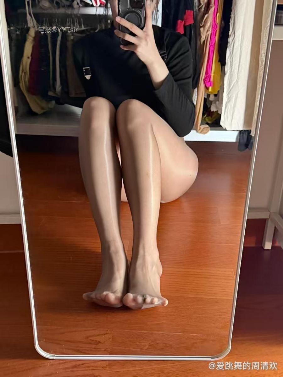 爱跳舞的周清欢 2025-05-18 17:44:55 黑丝更懂男人的心😜 第7张